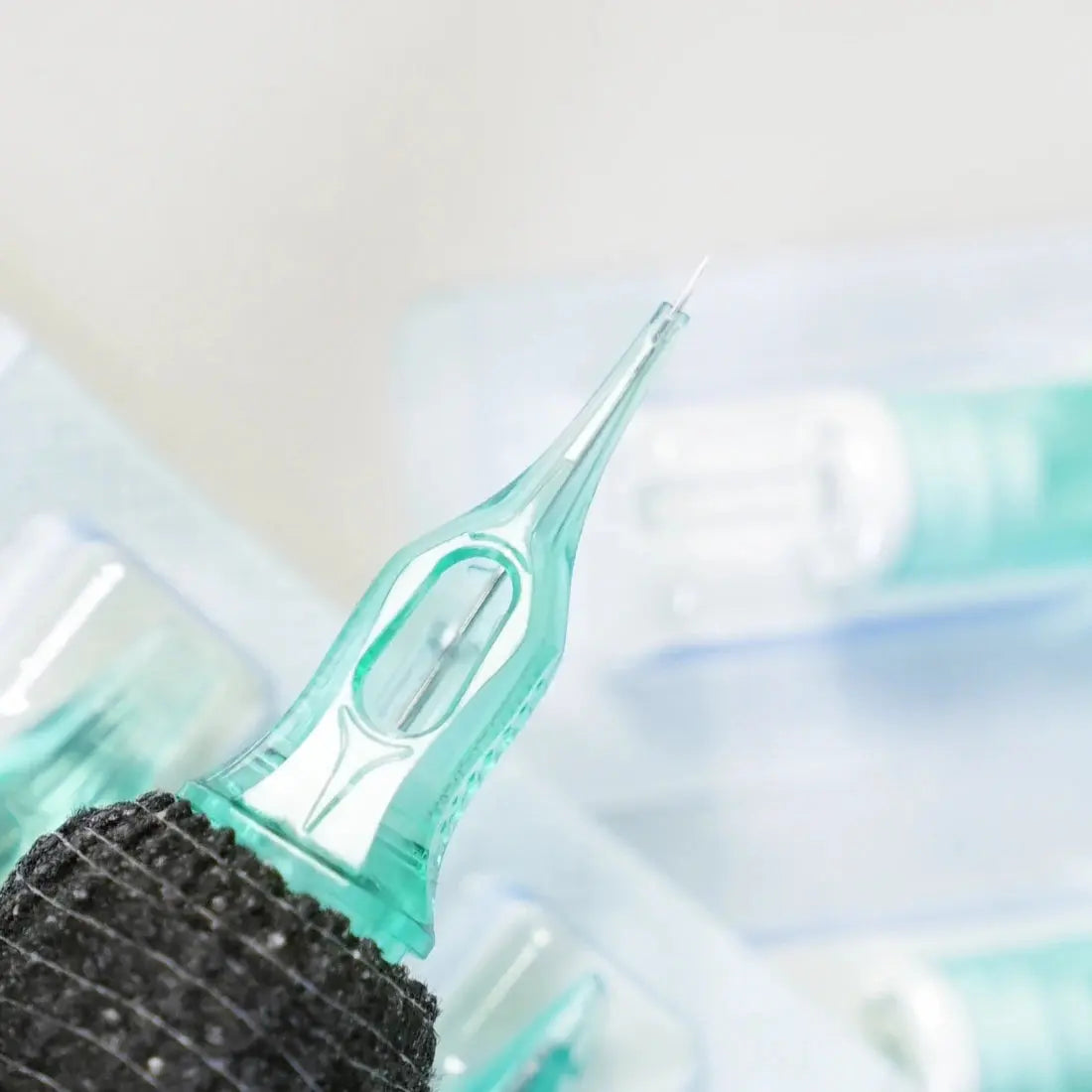 Dragonhawk PRO Tattoo Cartridge Needles 0.3mm RL Round Liner Upgraded version of Tattoo Needle Fan Tattoo Direct Store